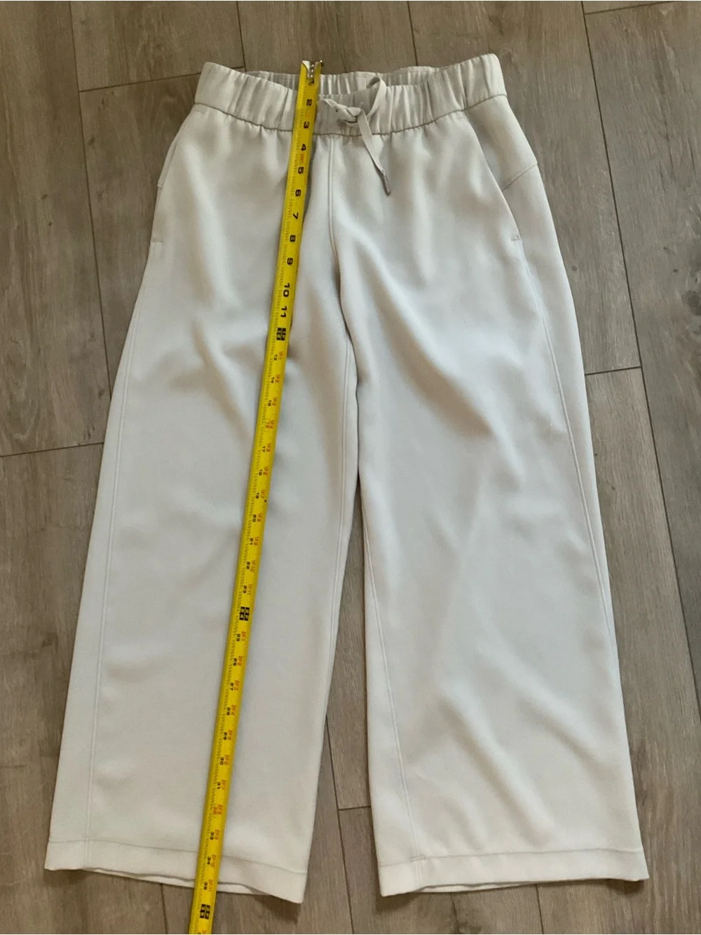 lululemon athletica Cropped Wide-Leg Drawstring Pants in Cream
